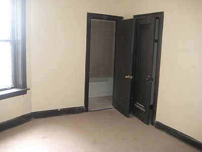 5th image of 8136 S Saginaw Ave APT 2