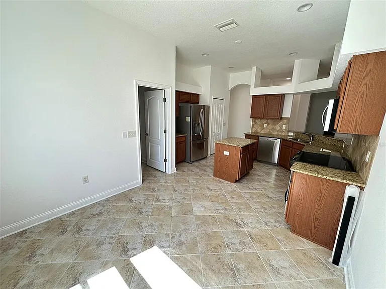 8120 Turkey Hill Ct — Photo 9
