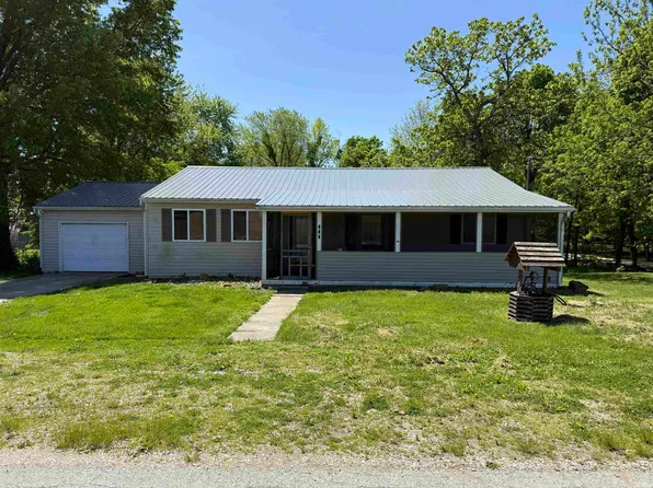 103 W Albert St, Edwardsport, IN 47528