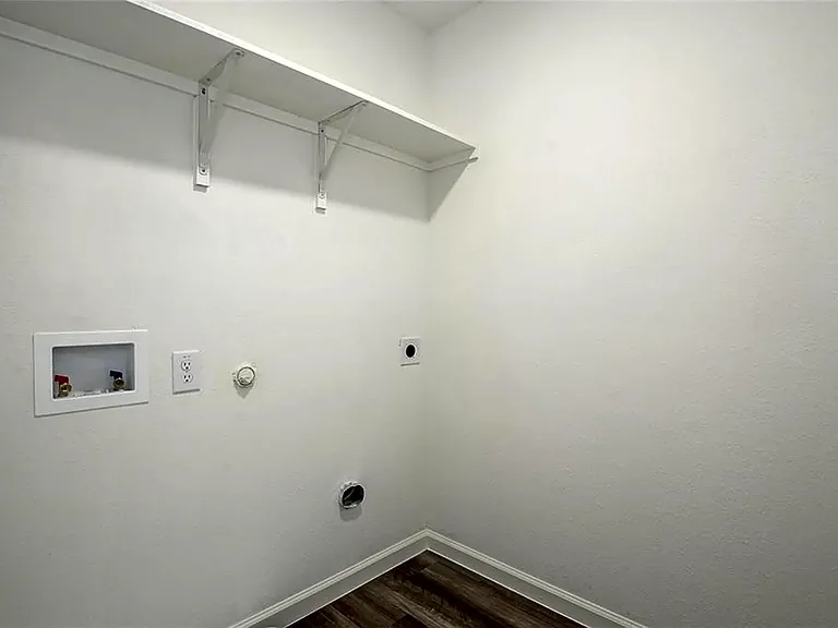 625 Delaware Ave — Photo 10