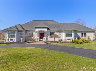 4597 Sunflower Ridge Dr NE, Ada, MI 49301