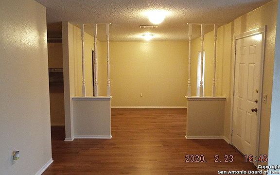 4th image of 5030 El Capitan St