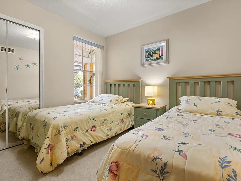 8707 Knightsbridge Ct #B — Photo 25