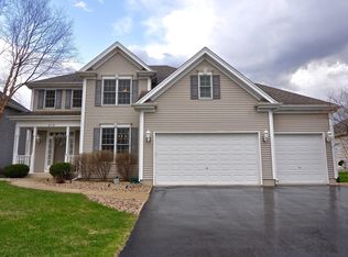 510 Nathan Lattin Ln, Sycamore, IL 60178