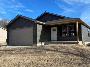 604 Hancock St, Washington, MO 63090