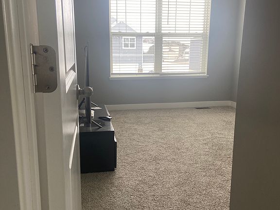 4th image of 1061 Northstar Way