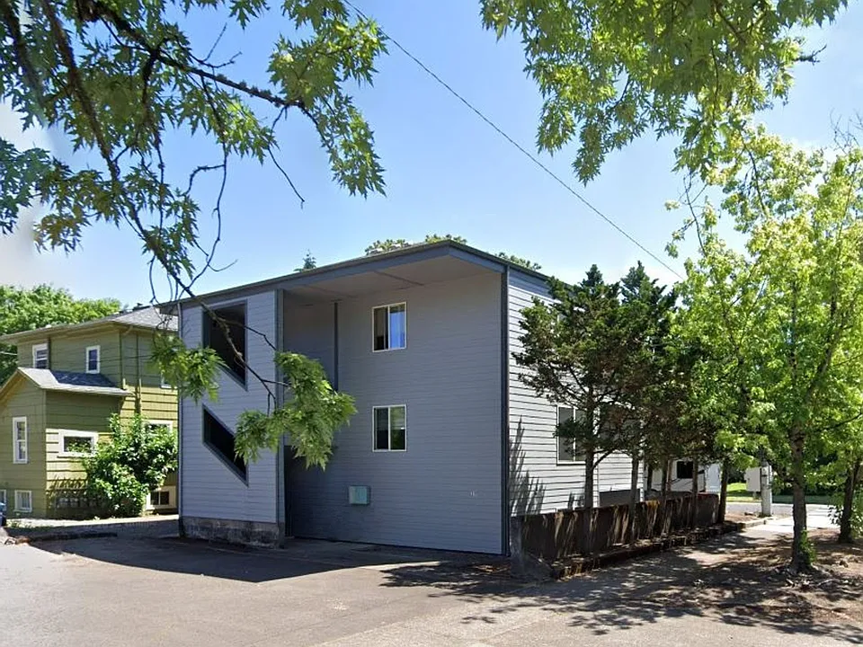 315 NW 9th St #1
