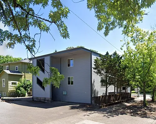 315 NW 9th St Photo 1