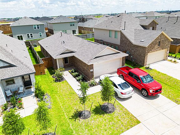 5th image of 3008 Courtney Coral Ln