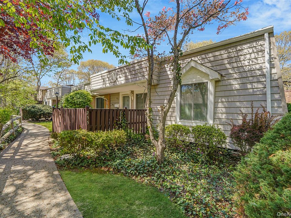 1st image of 255 Sagamore Hills Drive
