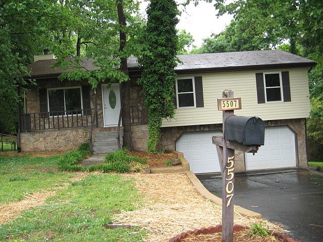 1st image of 5507 Montaire Ln