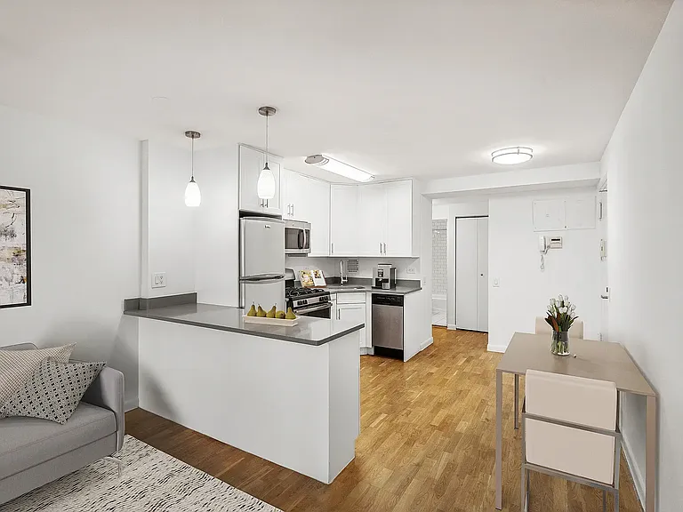 395 S End Ave #8P — Photo 3