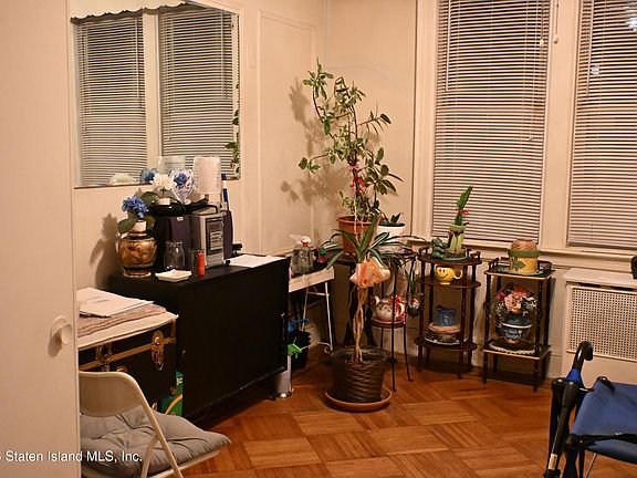 5th image of 2448 Crescent St