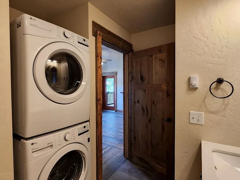 816 Palmer St — Photo 29