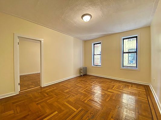2nd image of 280 Crown St APT D5