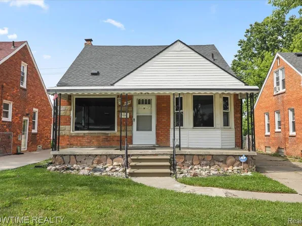 1960 Michigan Blvd, Lincoln Park, MI 48146