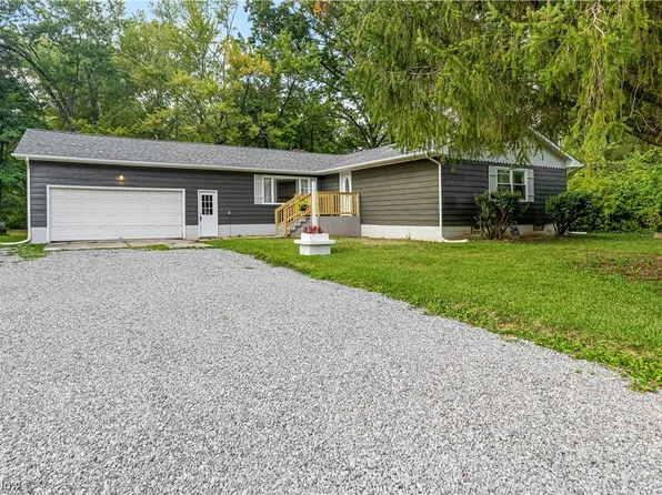 1377 Heaton Blvd, Niles, OH 44446