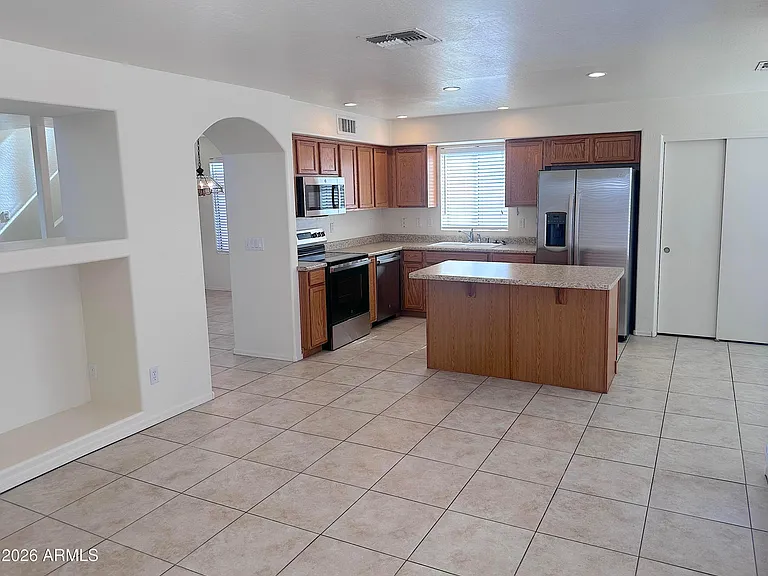 4106 E Chambers St — Photo 12