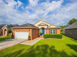 186 White Blossom Trl, Thomasville, GA 31757