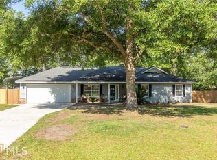 105 Teacher Ct, Guyton, GA 31312
