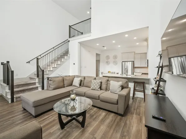 6541 Northern Dancer Dr, North Richland Hills, TX 76180