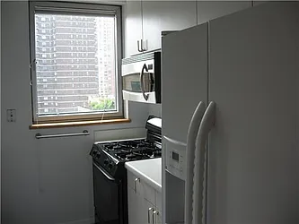 Rented by RELO REDAC INC.