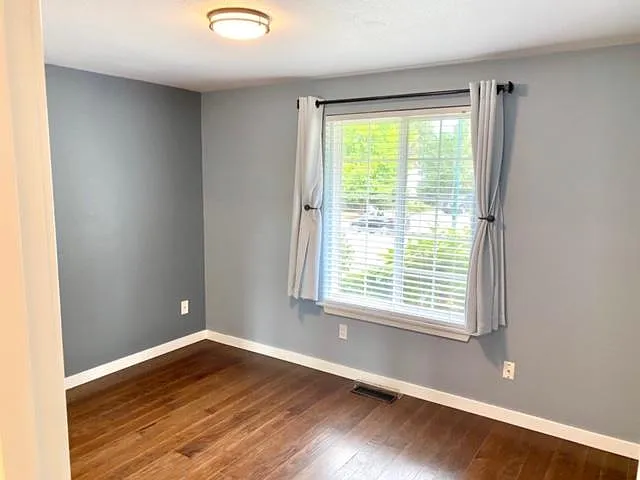 13839 SE Fairwood Blvd — Photo 14