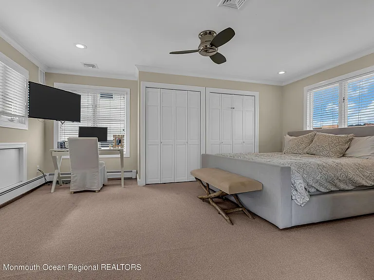228 Ocean Ave — Photo 15