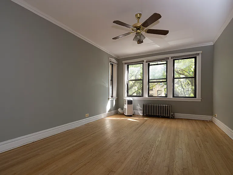 2904 N Seminary Ave #2 — Photo 2