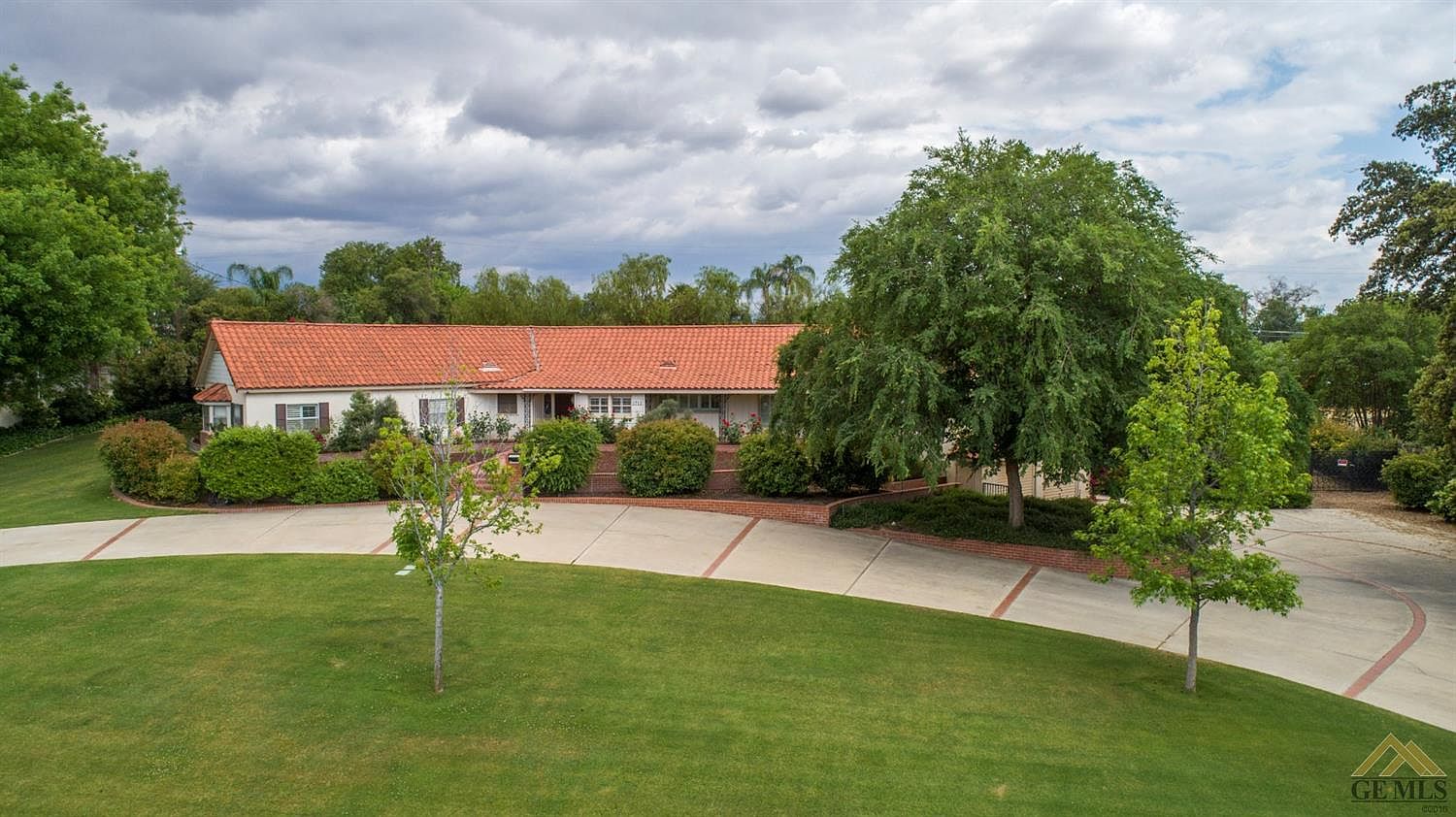 1711 Camino Primavera, Bakersfield, CA 93306 Zillow