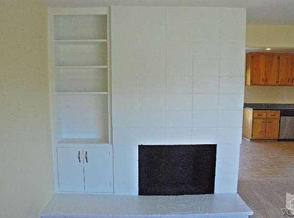 3rd image of 3257 Gloria Dr