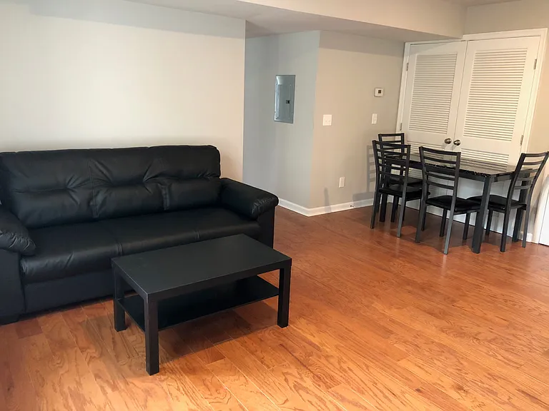 620 S 42nd St #2 — Photo 8