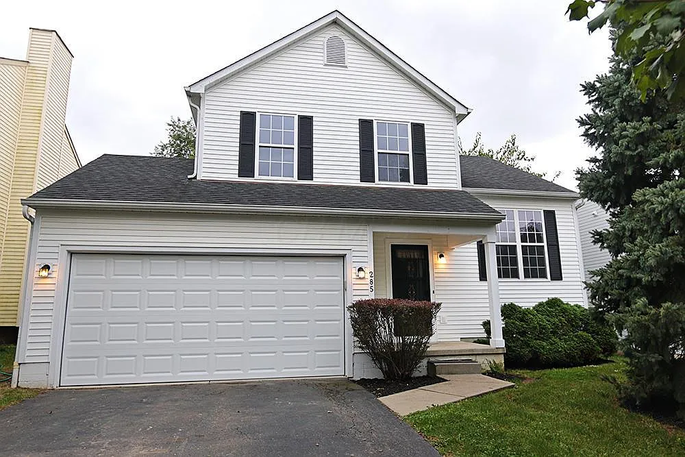 285 Harland Dr photo 1