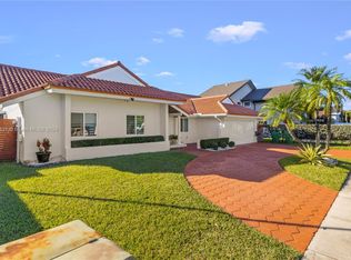 10750 SW 142nd Ave, Miami, FL 33186