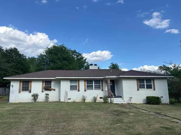 706 Vassar Dr, Tupelo, MS 38801