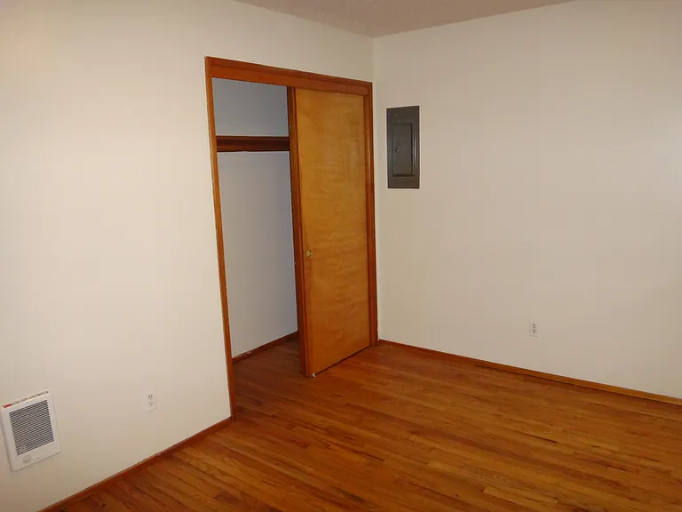 8017 SE Francis St #1 — Photo 5
