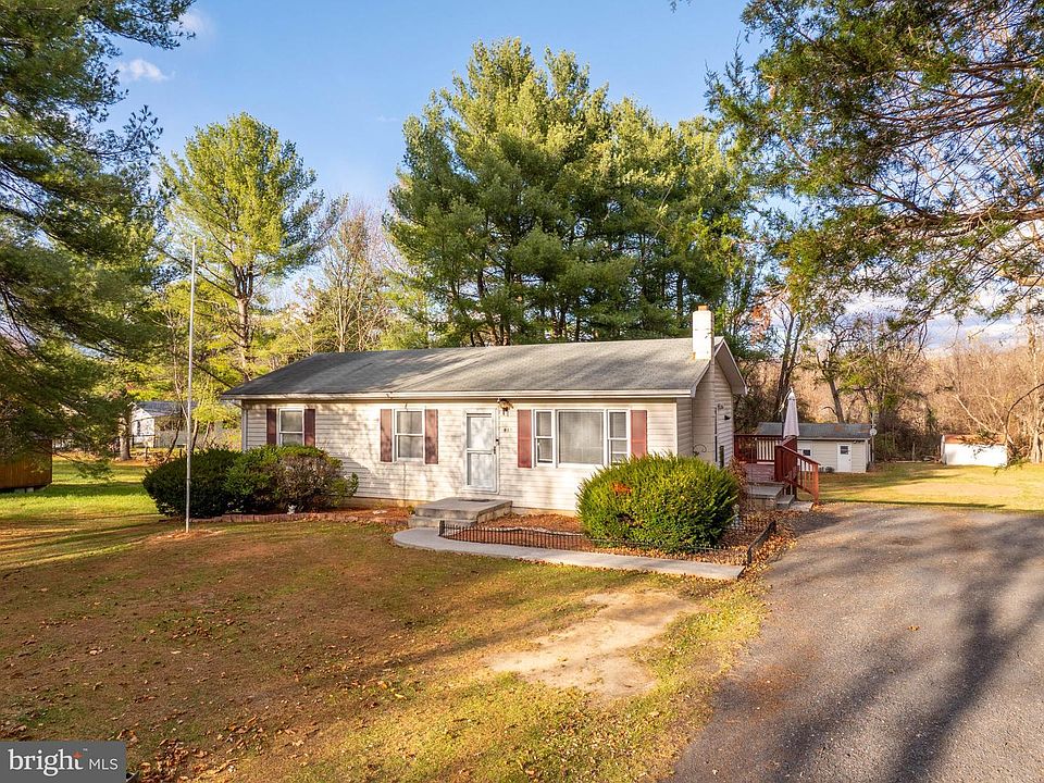 1st image of 460 Massanutten Dr