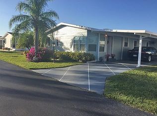 822 Sunglow St, Boynton Beach, FL 33436