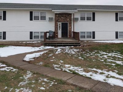 219-221 223rd St #F, La Harpe, IL, 61450