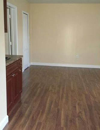 3rd image of 1310 NW 128th St