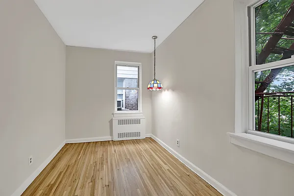 Sold by Remax Real Estate Professionals | media 11