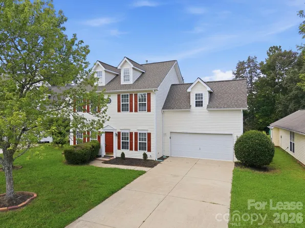 1748 Chinchester Ln, Charlotte, NC 28270