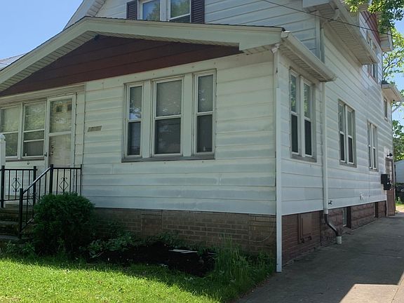 4th image of 18606 Cherokee Ave #1
