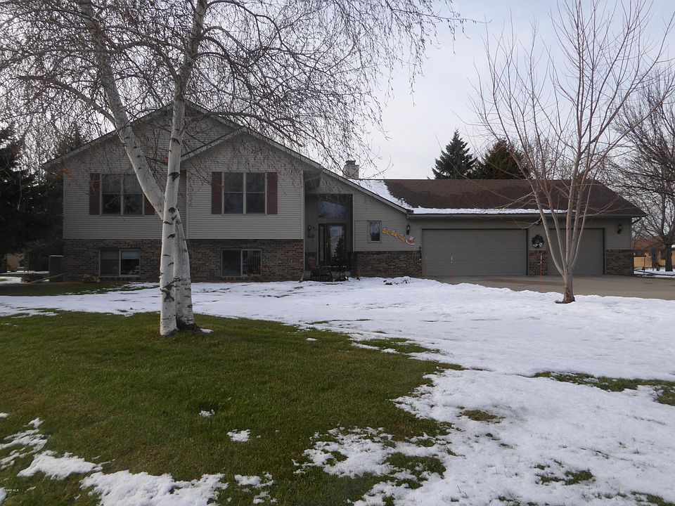 1st image of 975 Olympic Hills Pl