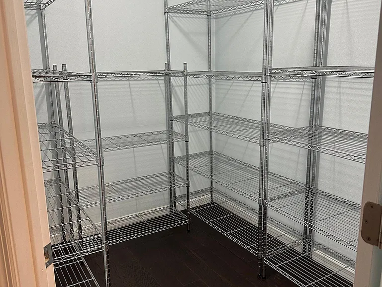 Walk-in pantry!