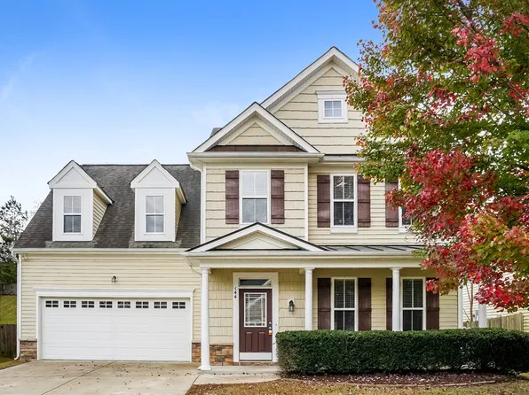 144 Pearson Pl, Clayton, NC 27527