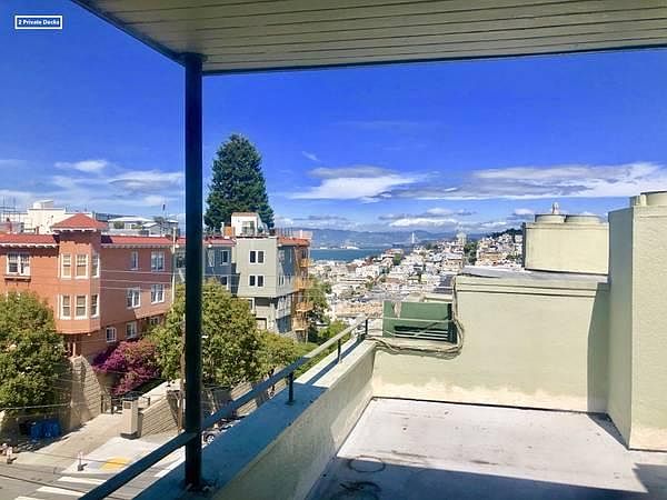 1st image of 1011 Lombard St