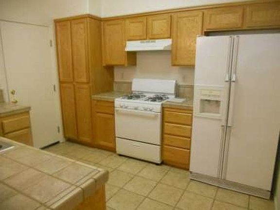 2nd image of 7009 Ludlow Dr