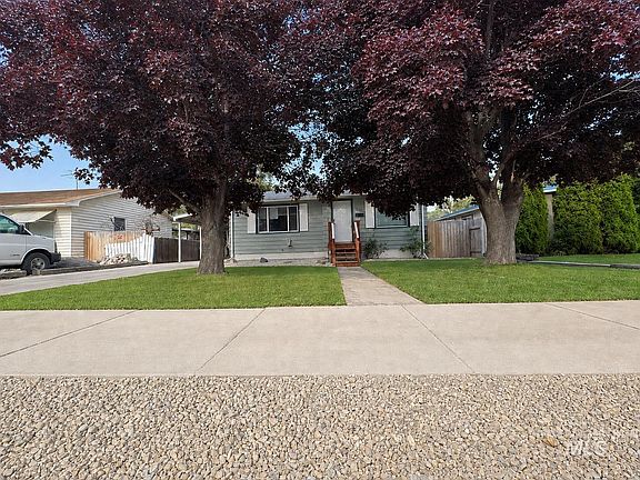5th image of 520 S 3rd E
