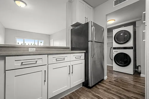 Lafayette Place Photo 1